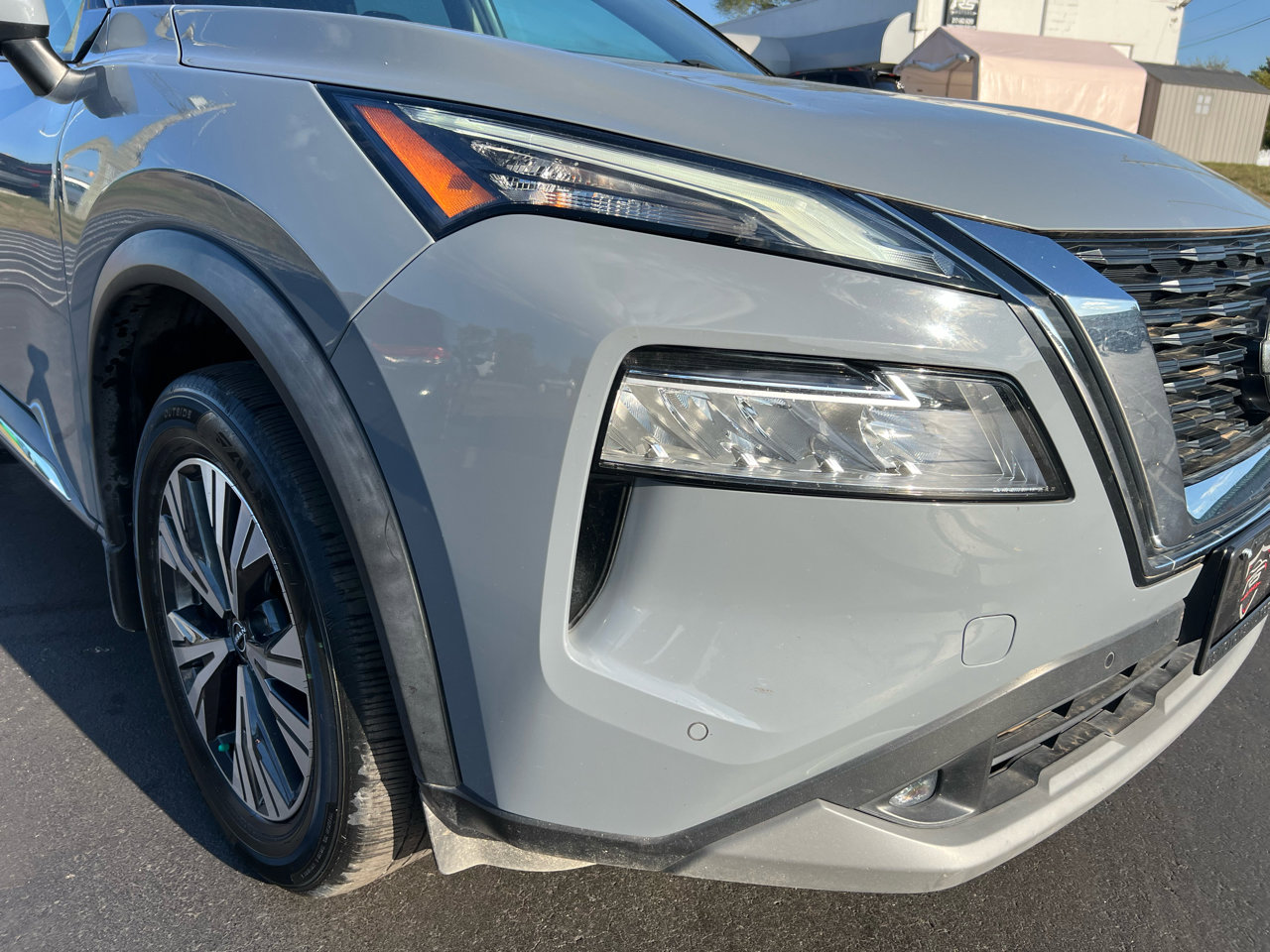 Used 2021 Nissan Rogue SL w/ Premium Package image 21