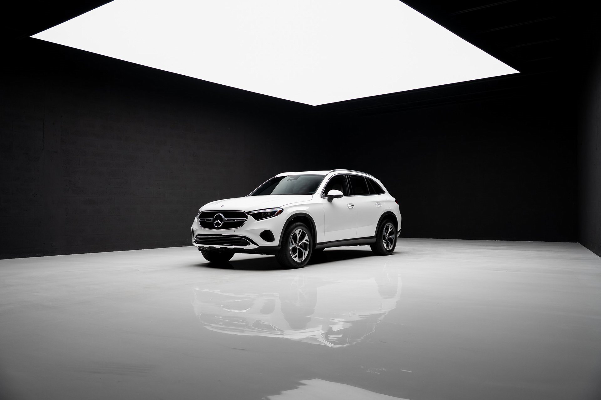 Used 2025 Mercedes-Benz GLC 350e 4MATIC image 81