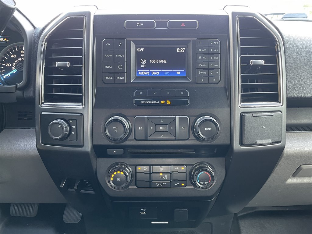 Used 2017 Ford F150 XLT AWD/4WD image 30