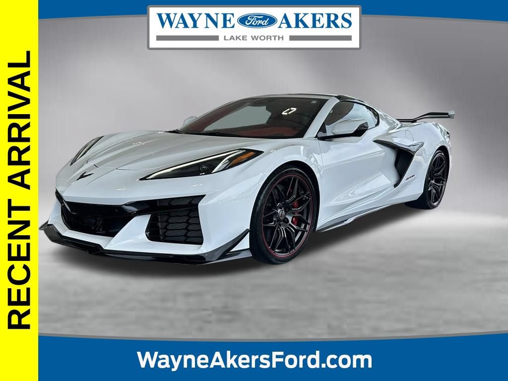 Used 2024 Chevrolet Corvette Z06 w/ Z07 Performance Package RWD image 1