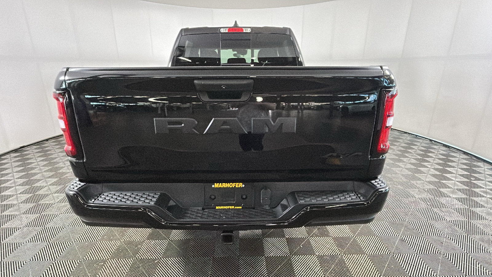 Used 2025 RAM 1500 Tradesman w/ Night Edition AWD/4WD image 4