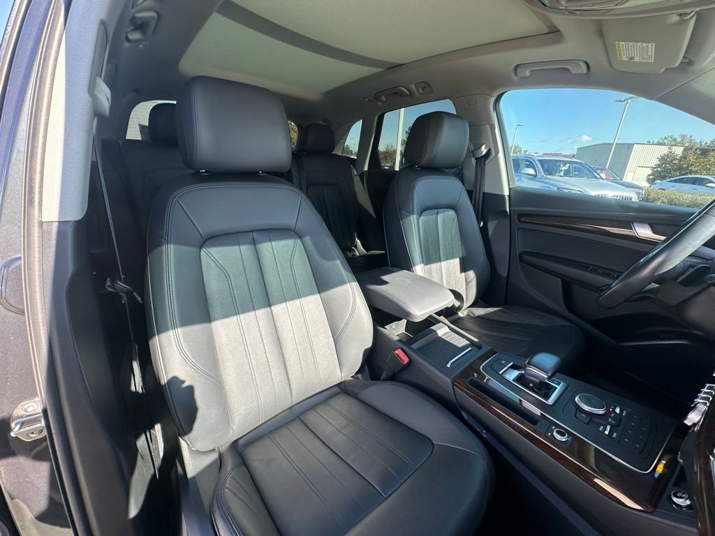 Used 2020 Audi Q5 2.0T Premium w/ Convenience Package image 26
