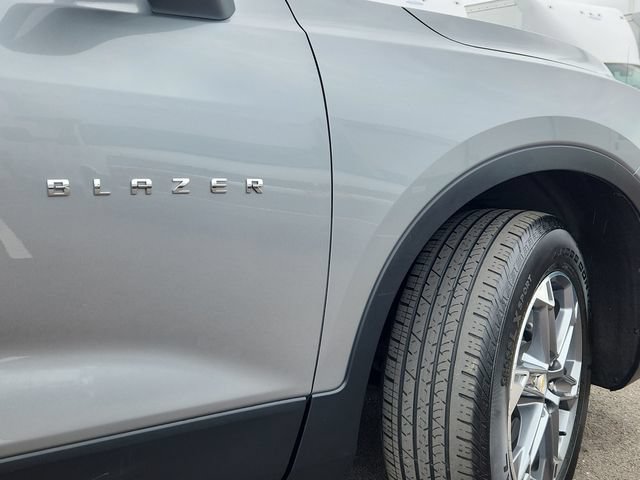 Used 2024 Chevrolet Blazer LT FWD image 18