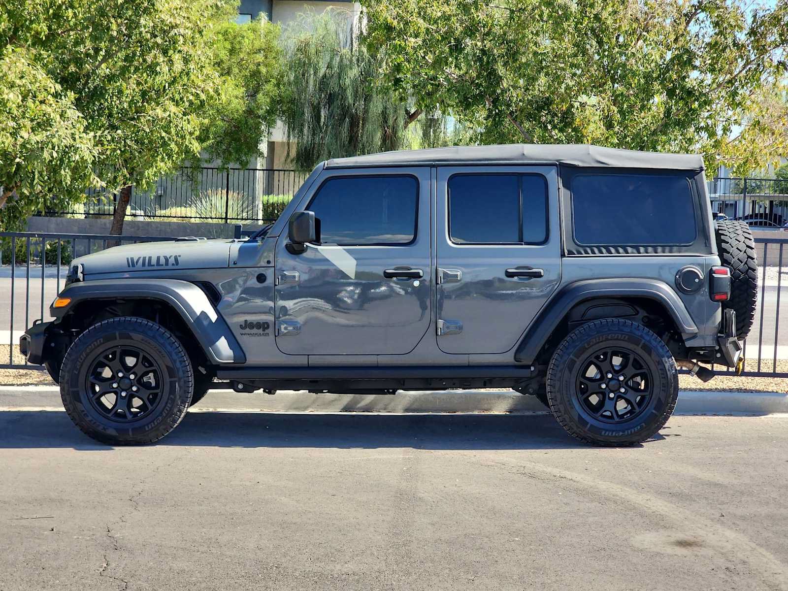 Used 2021 Jeep Wrangler Unlimited Sport AWD/4WD image 5