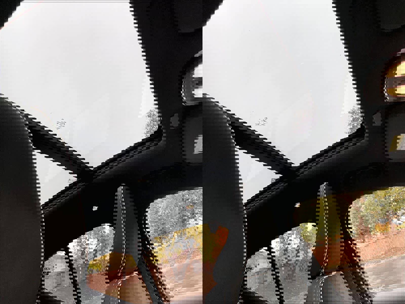 Used 2023 Volvo XC40 Recharge Ultimate image 25