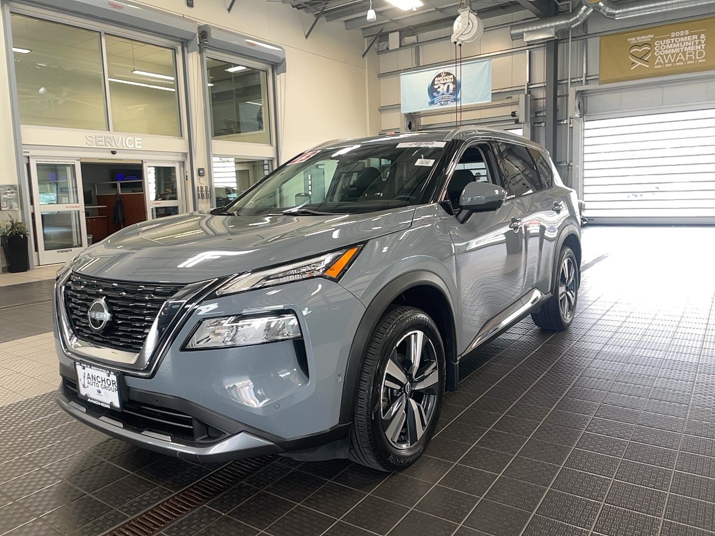 Used 2023 Nissan Rogue SL w/ SL Premium Package AWD/4WD image 3