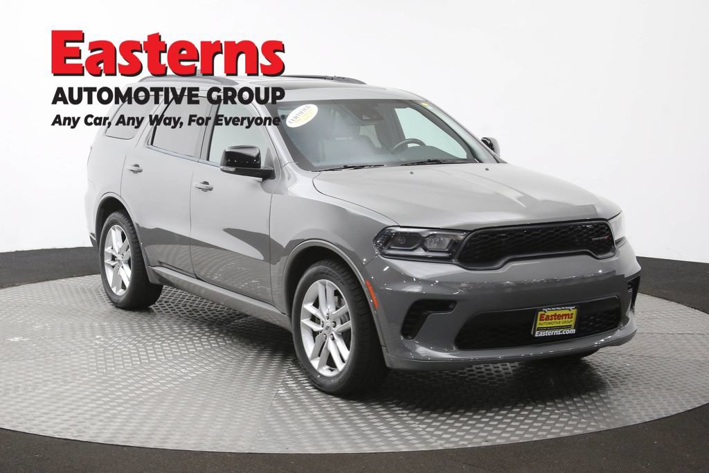 Used 2024 Dodge Durango GT RWD image 3