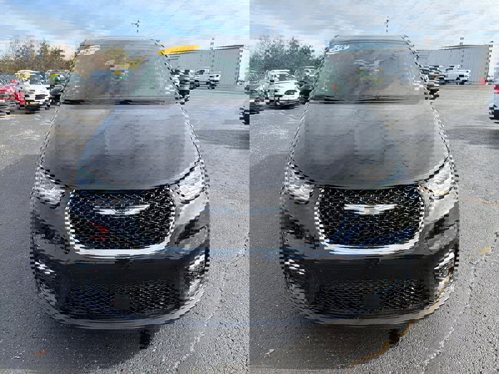 New 2026 Chrysler Pacifica Limited image 2