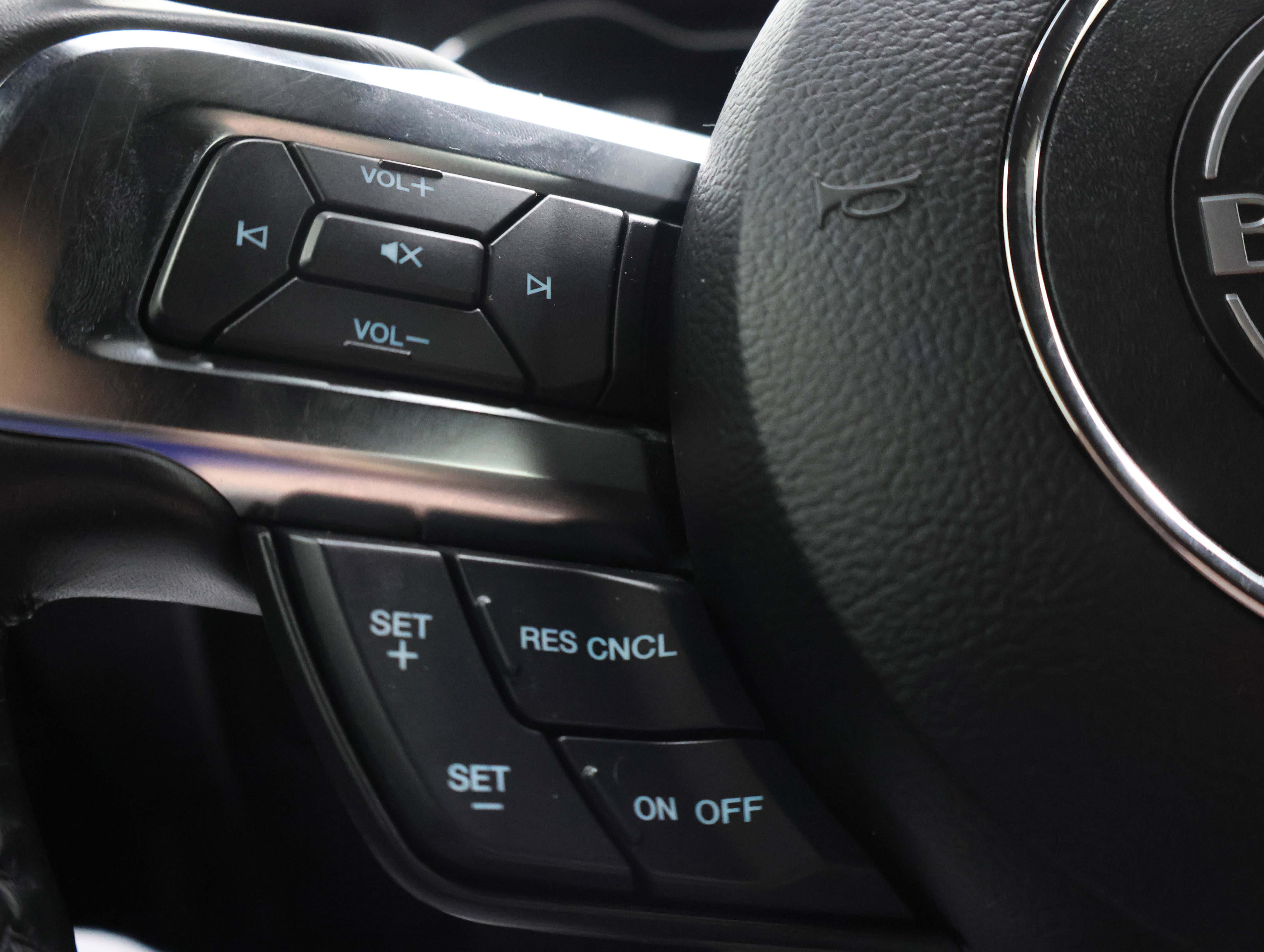 Used 2019 Ford Mustang Bullitt w/ Bullitt Electronics Package RWD image 14