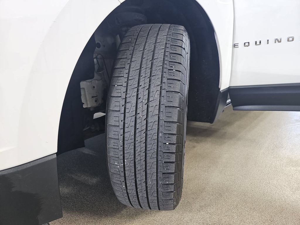 Used 2020 Chevrolet Equinox Premier FWD image 37