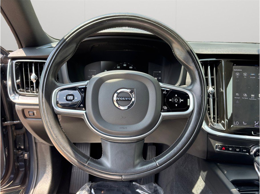 Used 2019 Volvo S60 T6 Momentum AWD/4WD image 24