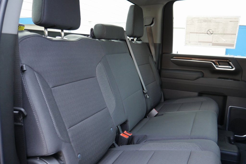 New 2026 Chevrolet Silverado 2500 LT image 24