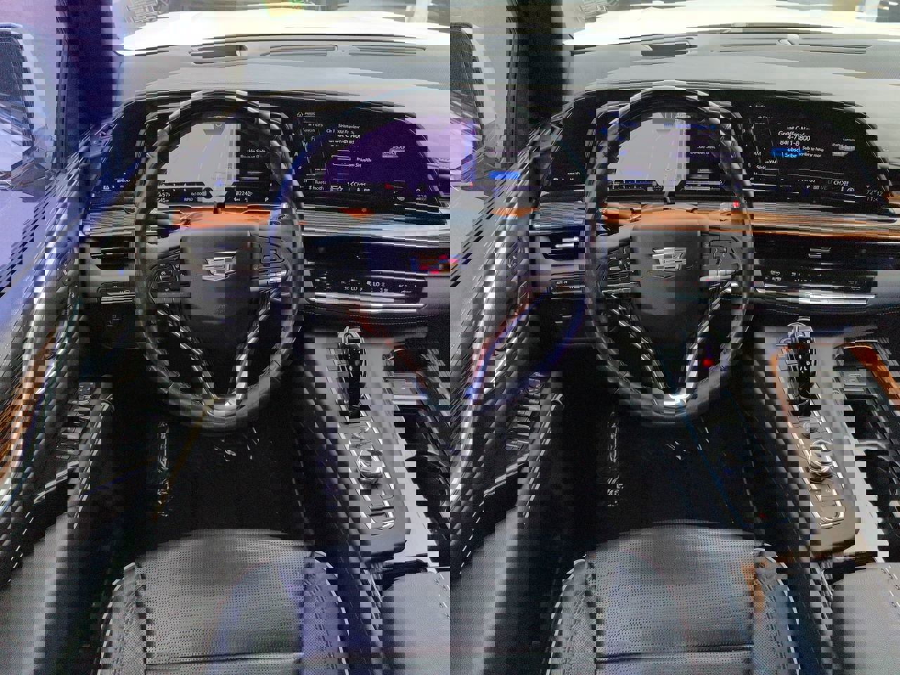 Used 2022 Cadillac Escalade Premium Luxury image 14