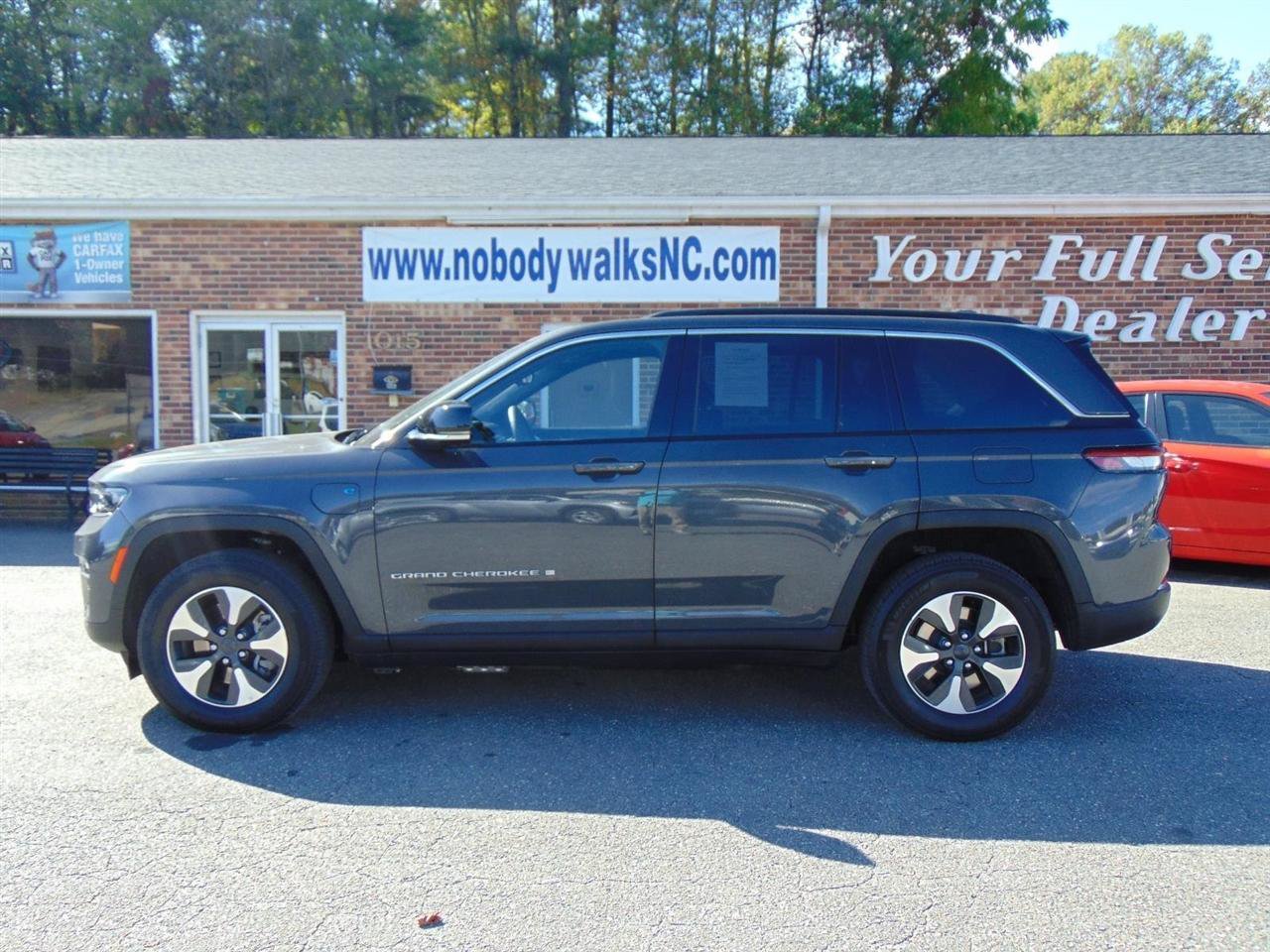 Used 2024 Jeep Grand Cherokee Limited 4xe AWD/4WD image 8