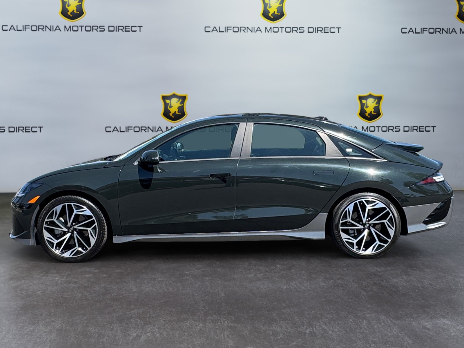 Used 2023 Hyundai Ioniq 6 SEL w/ Cargo Package RWD image 2
