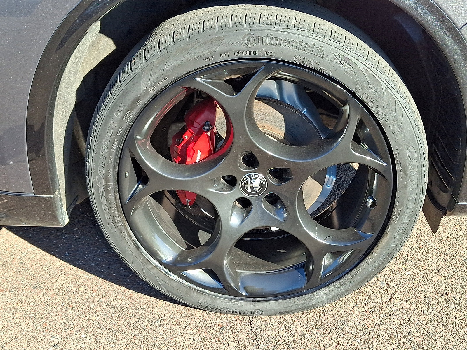 Used 2024 Alfa Romeo Stelvio Veloce AWD/4WD image 8