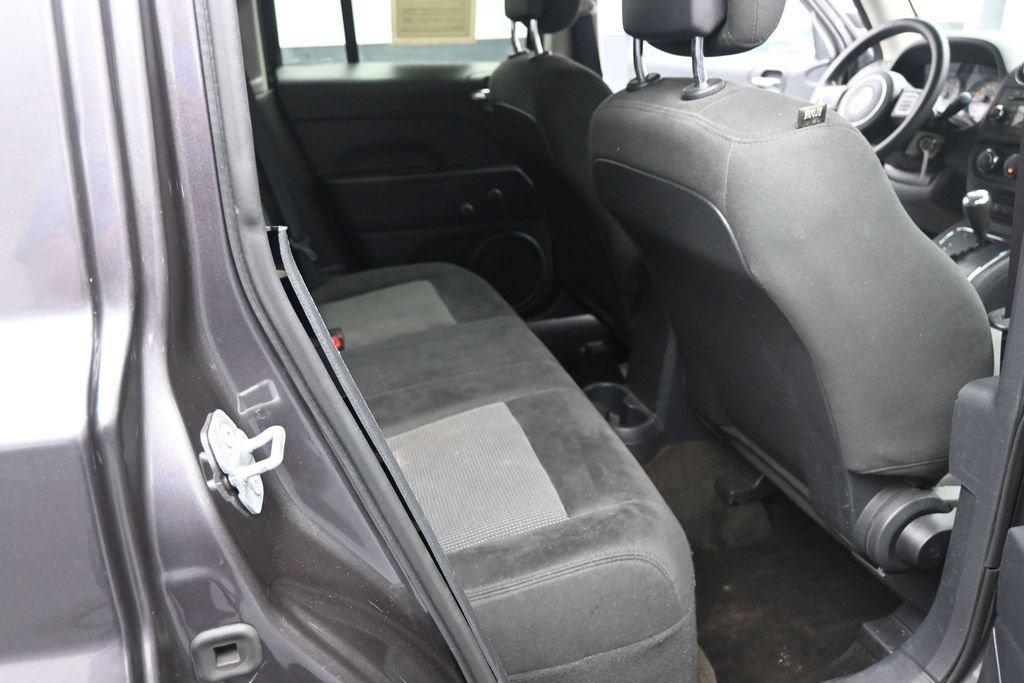 Used 2015 Jeep Patriot Sport FWD image 21