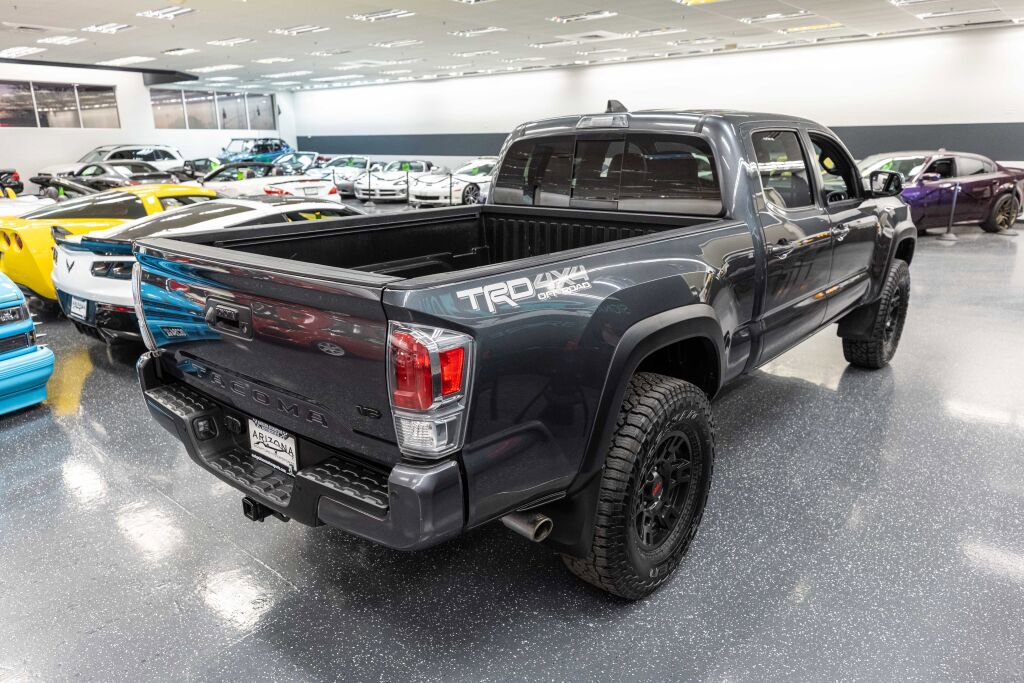 Used 2020 Toyota Tacoma TRD Off-Road image 7