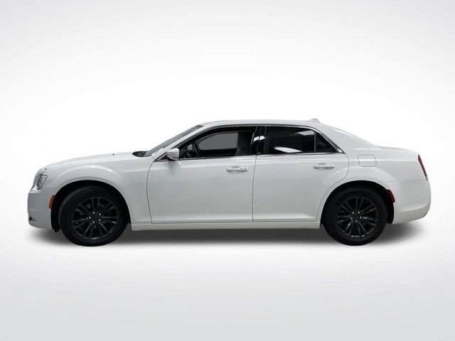 Used 2021 Chrysler 300 Touring L image 11