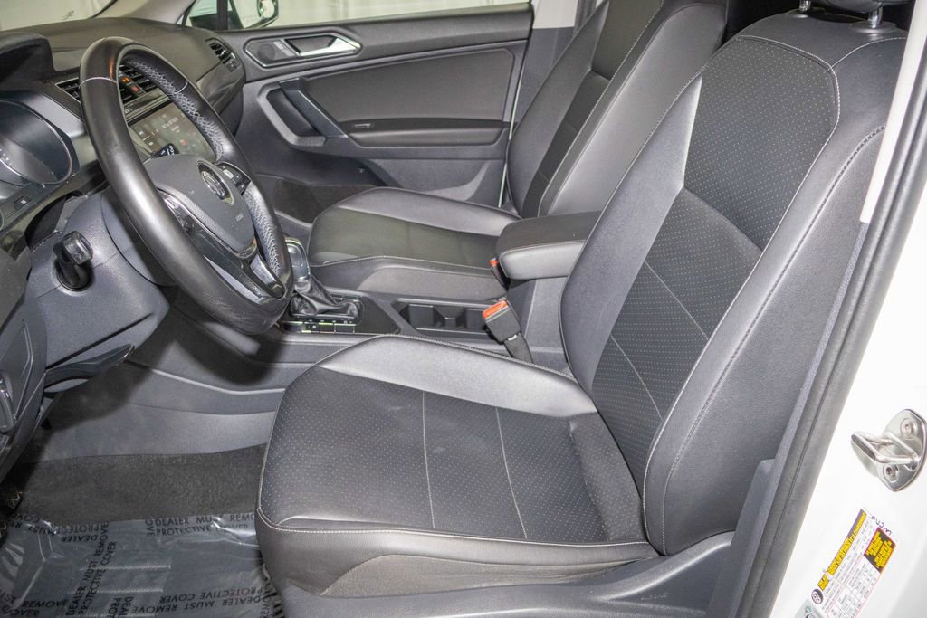 Used 2018 Volkswagen Tiguan SE FWD image 11