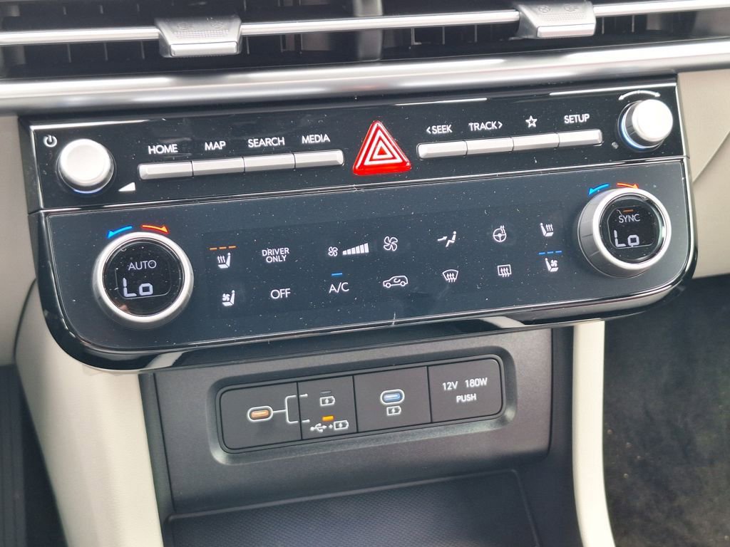 New 2026 Hyundai Tucson Limited image 22