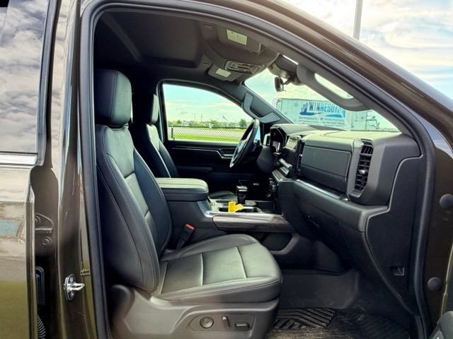 Certified 2023 Chevrolet Silverado 1500 LTZ w/ Technology Package AWD/4WD image 11