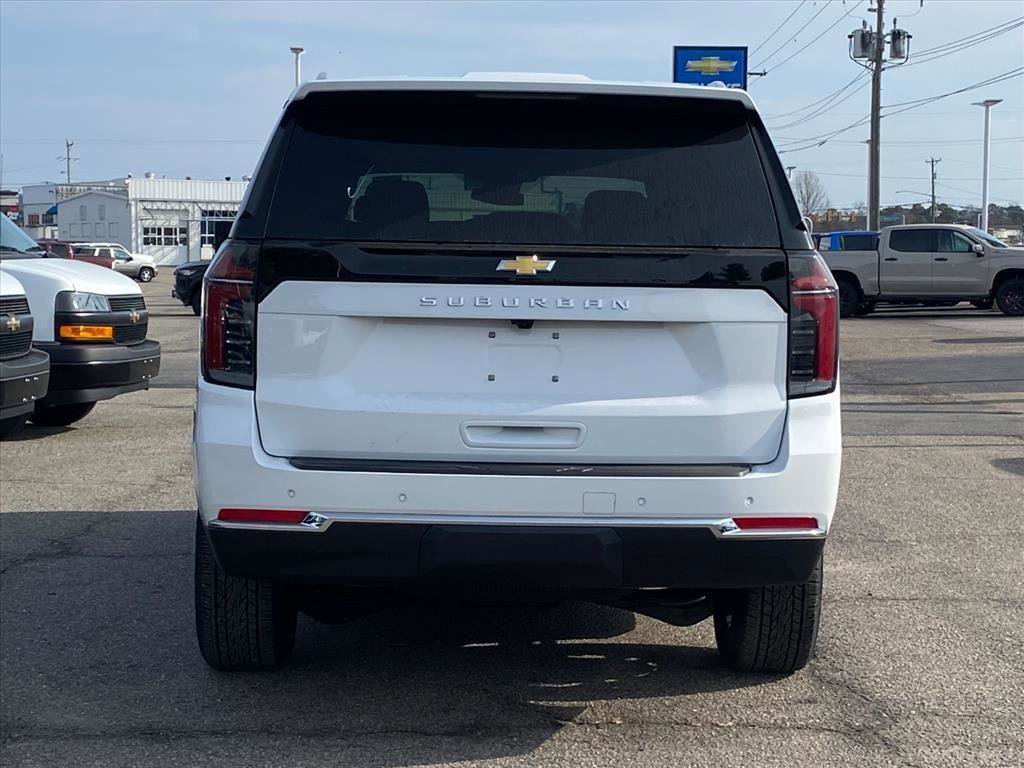 New 2026 Chevrolet Suburban LS image 4