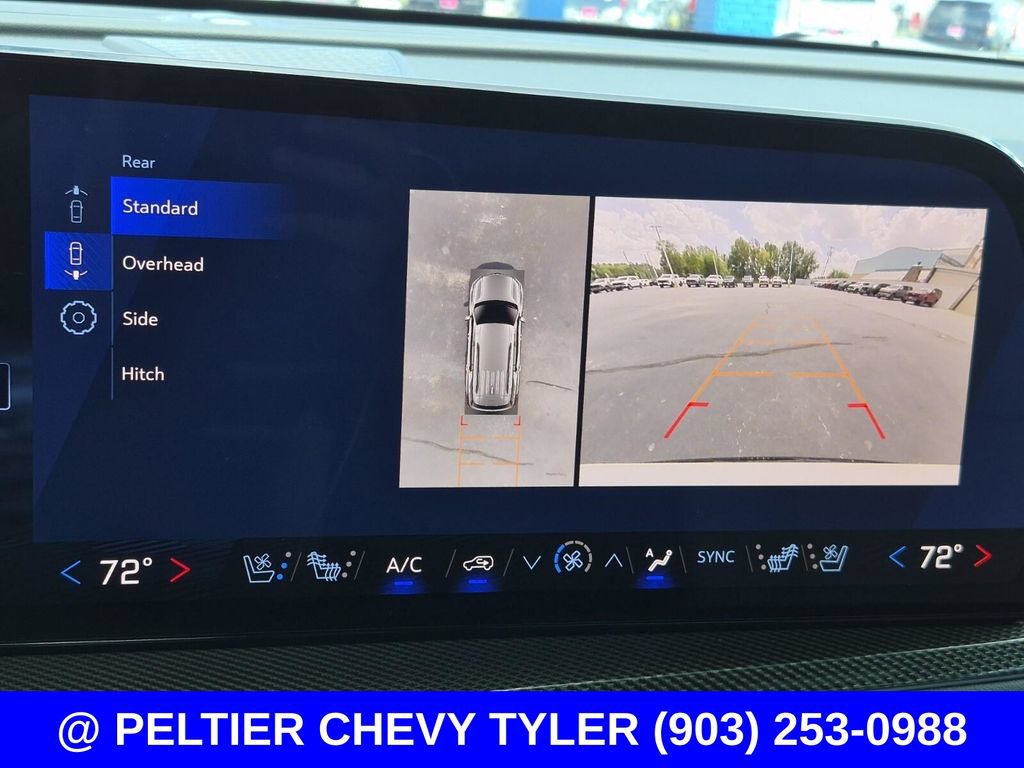 Used 2025 Chevrolet Traverse High Country FWD image 26
