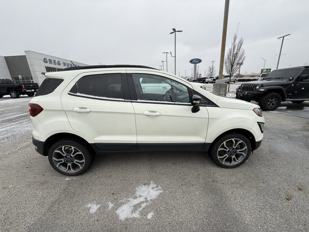 Used 2020 Ford EcoSport SES w/ SES Black Appearance Package image 12