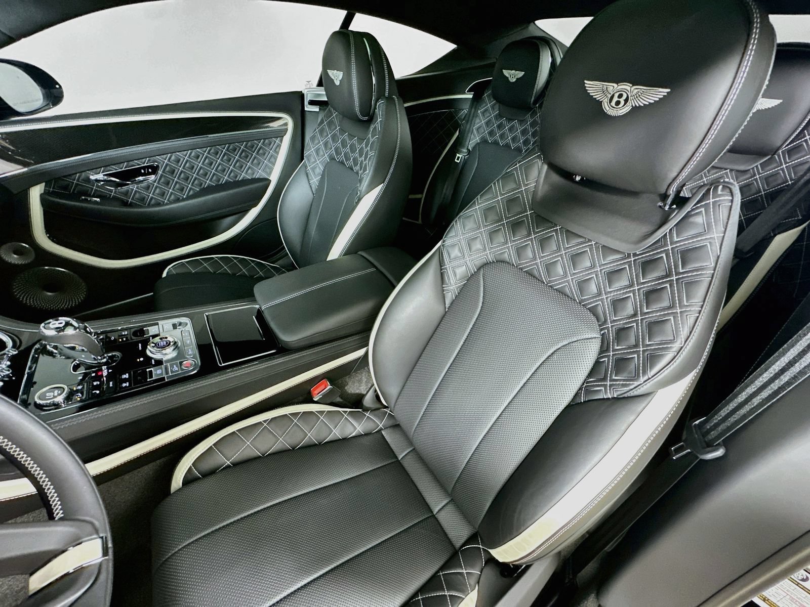 Used 2023 Bentley Continental GT Speed AWD/4WD image 36