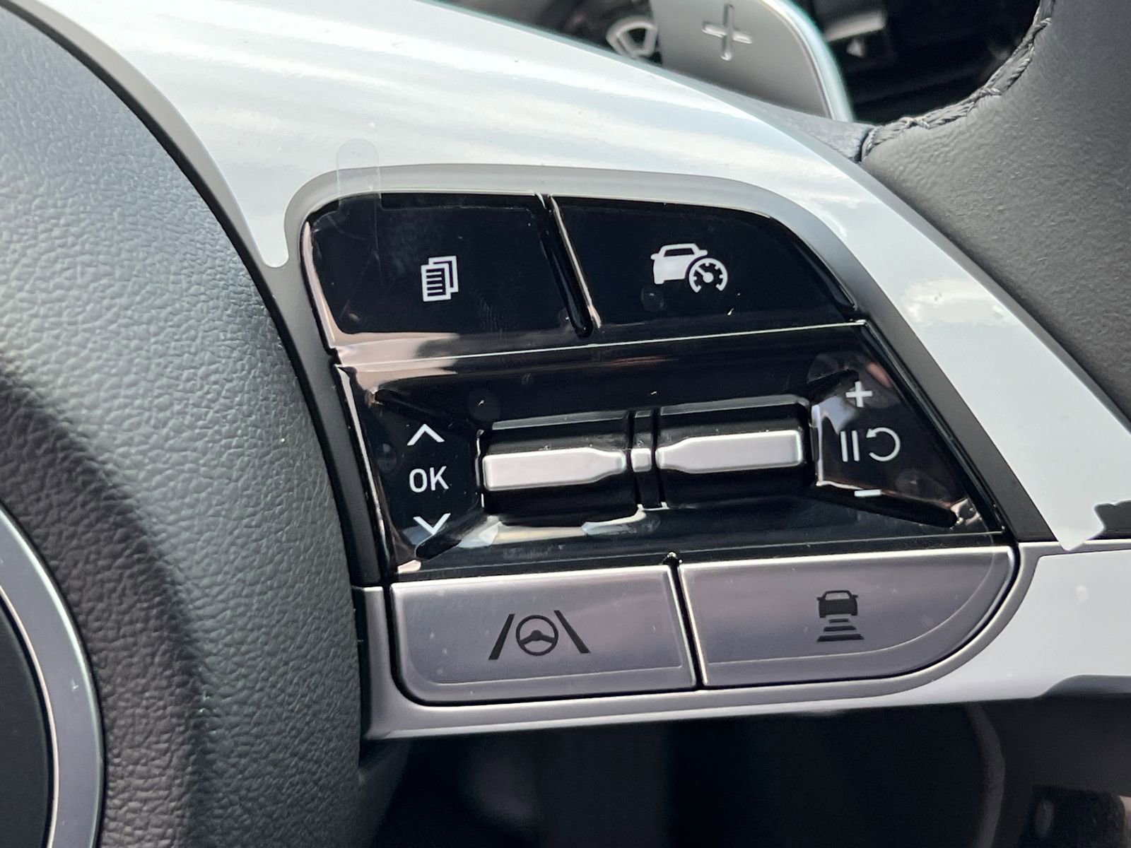 New 2024 Hyundai Santa Cruz Limited image 26