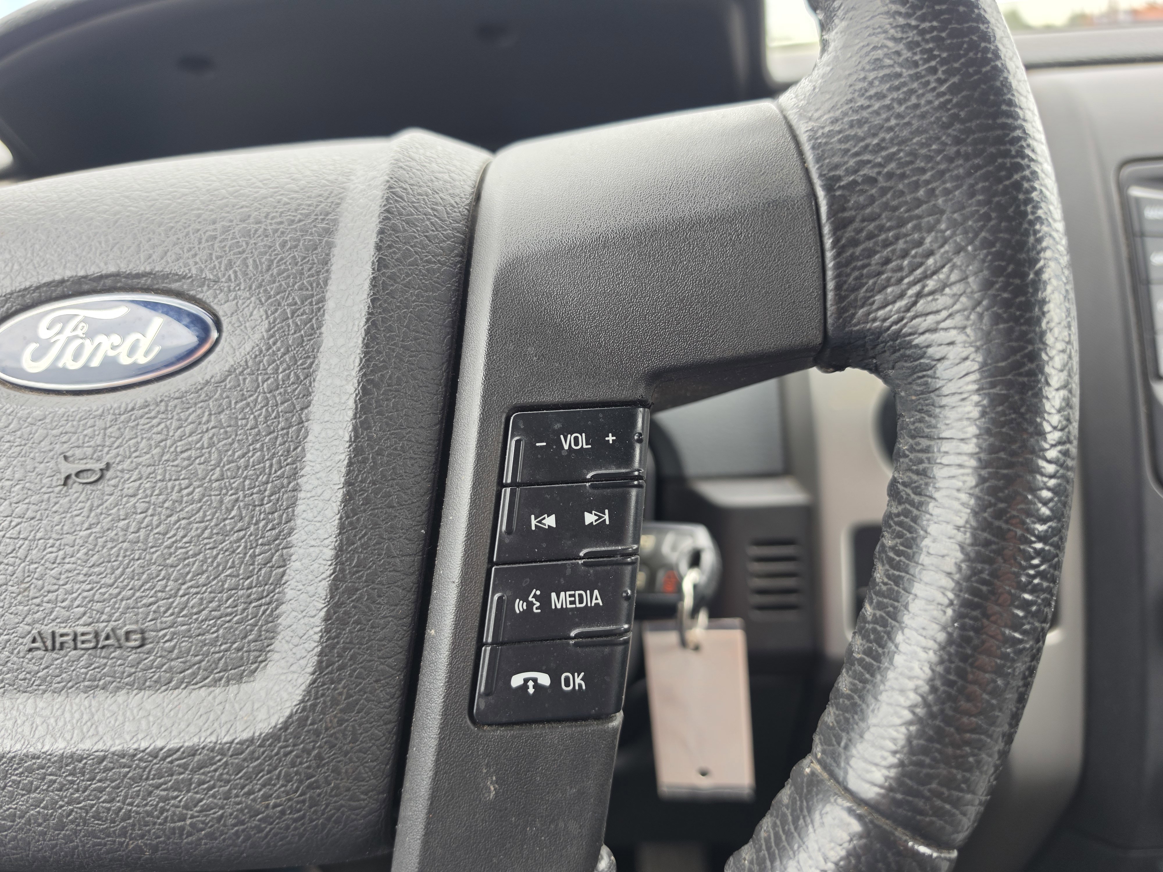 Used 2014 Ford F150 XLT w/ Equipment Group 302A Luxury AWD/4WD image 20