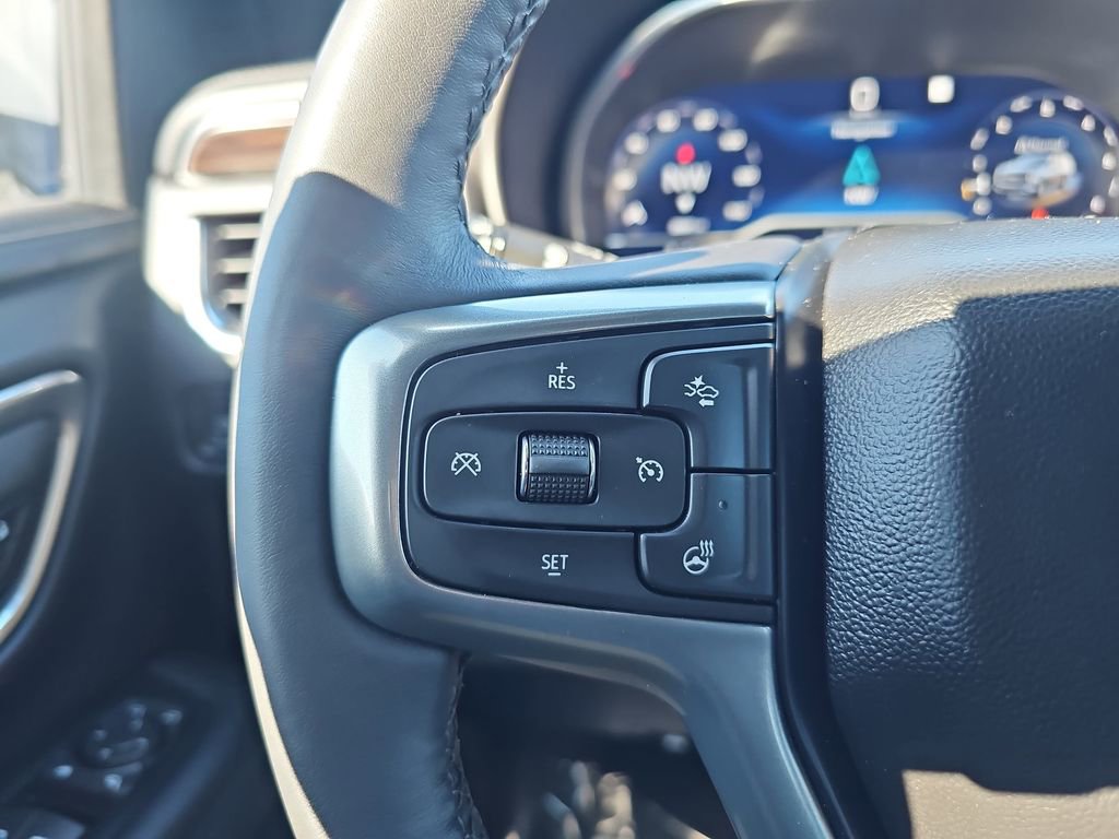 Used 2022 Chevrolet Tahoe LT w/ Luxury Package image 22