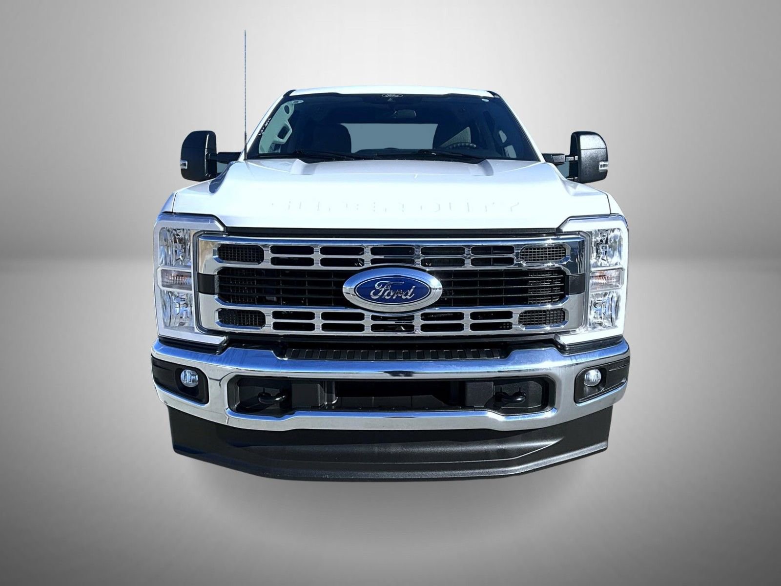 Used 2024 Ford F250 XLT image 2