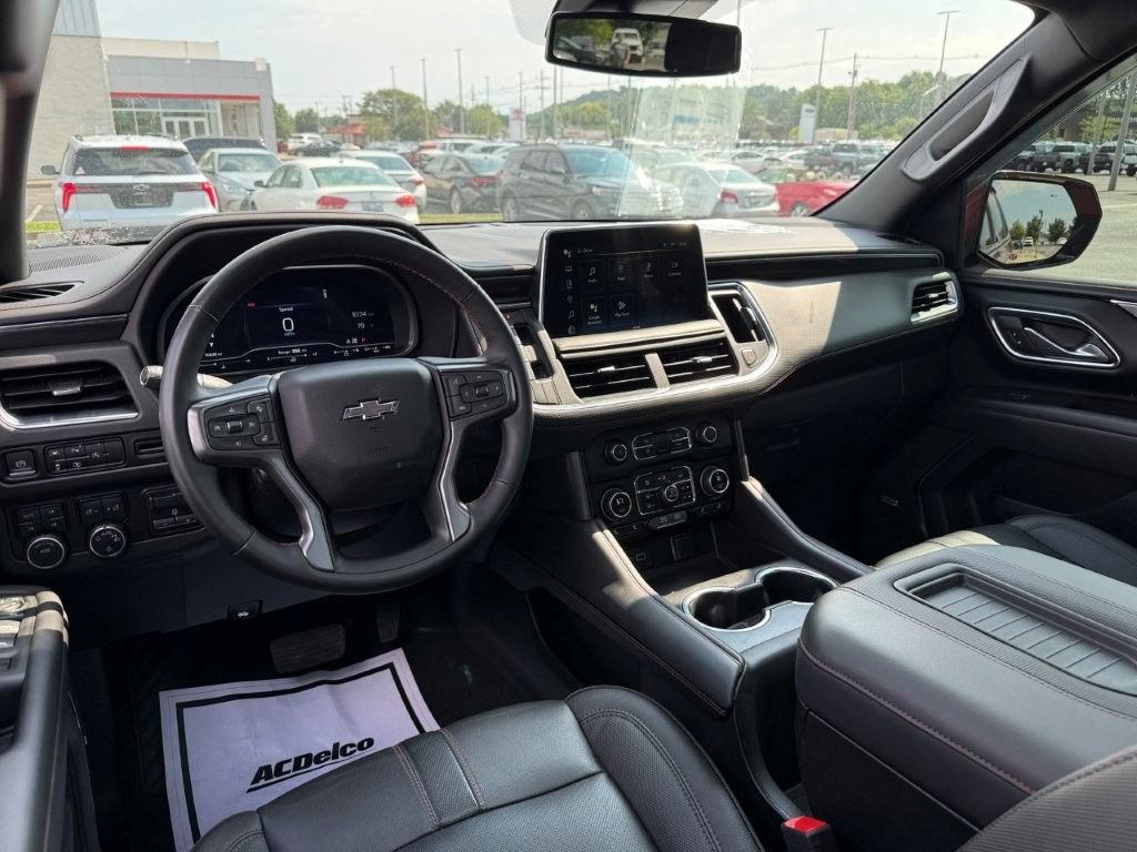 Used 2023 Chevrolet Tahoe RST w/ Luxury Package AWD/4WD image 19