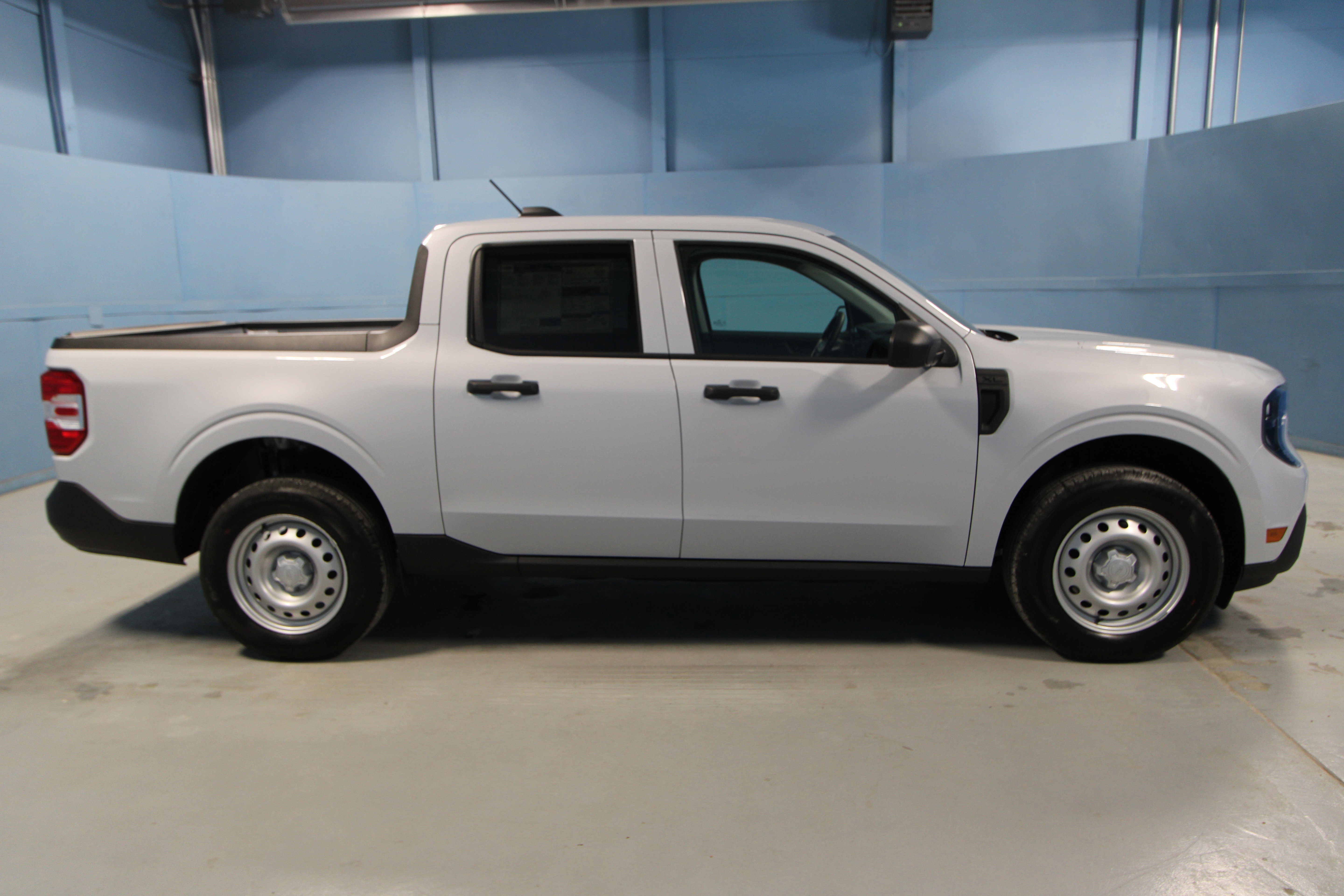 New 2026 Ford Maverick XL FWD image 24