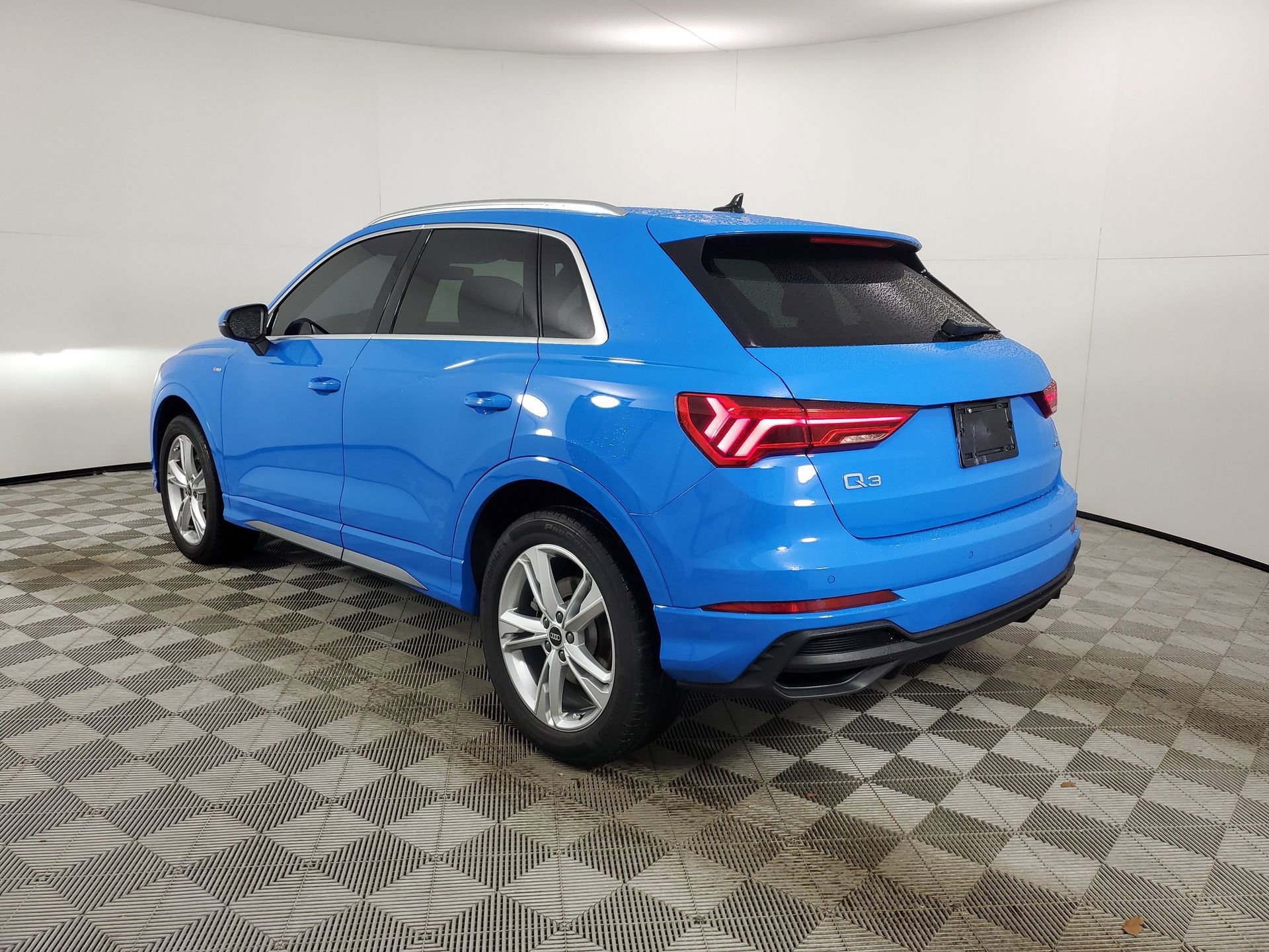 Certified 2022 Audi Q3 2.0T Premium Plus w/ Premium Plus Package image 7