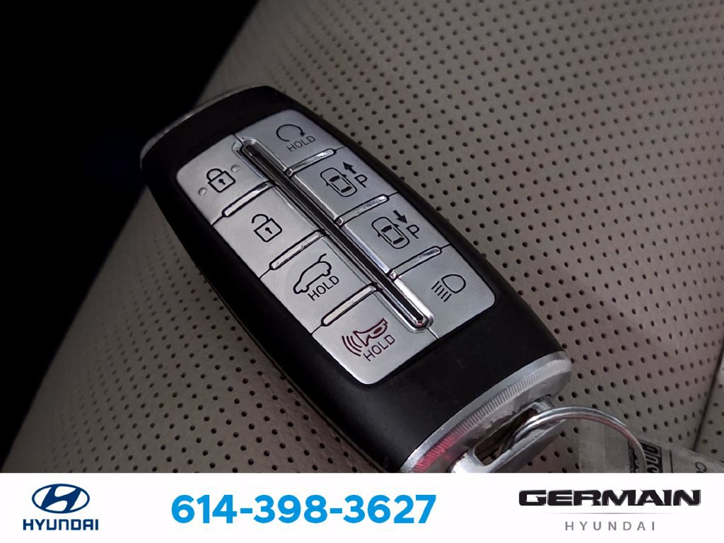 Used 2023 Genesis GV70 2.5T w/ Advanced Package AWD/4WD image 34