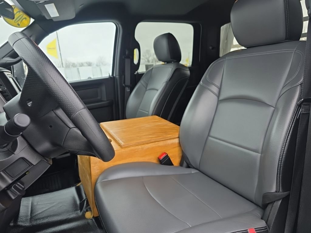 Used 2024 RAM 3500 Tradesman image 22