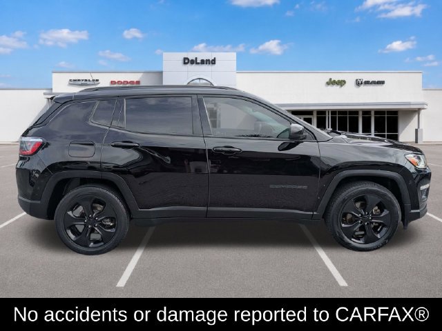 Used 2019 Jeep Compass Latitude FWD image 3