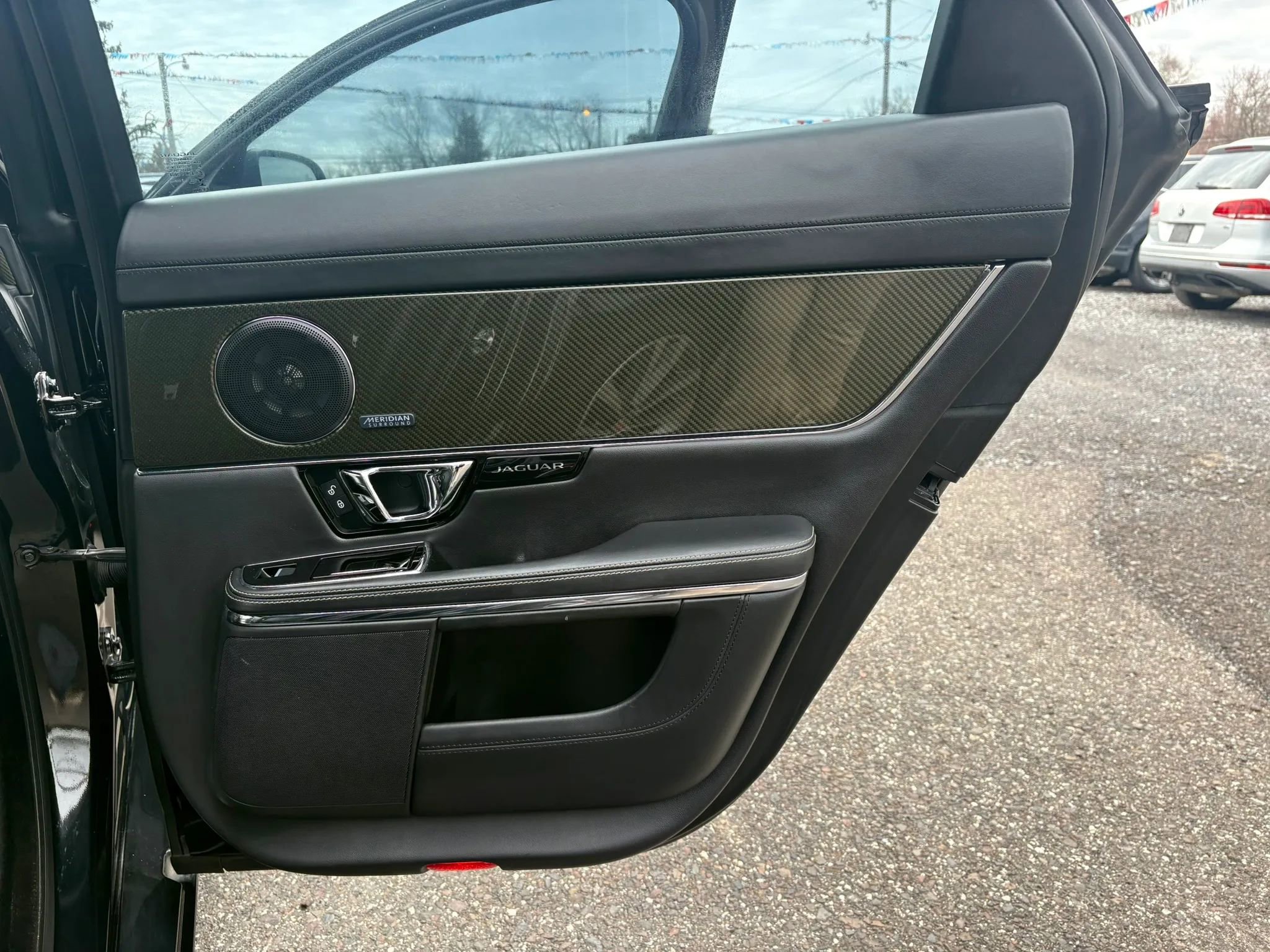 Used 2015 Jaguar XJ Supercharged image 13