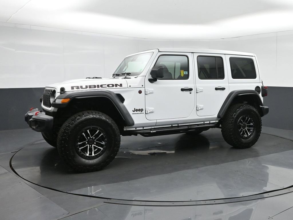 Used 2025 Jeep Wrangler Unlimited Rubicon w/ XTREMEE 35" Tire Package image 3
