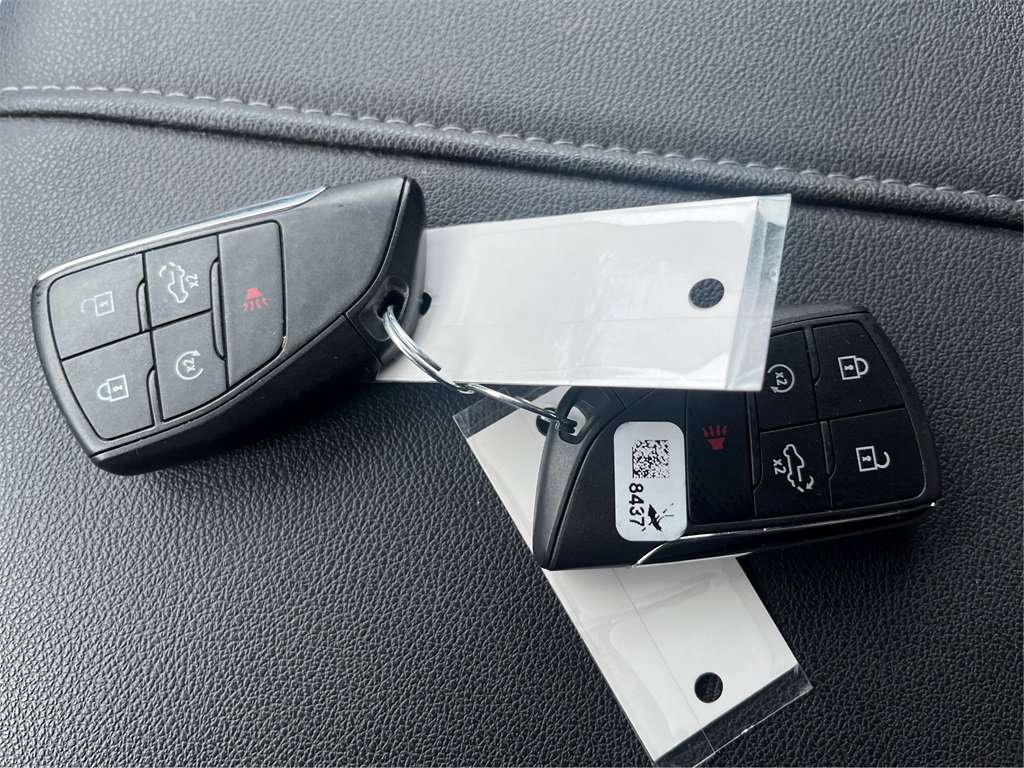 Used 2023 Chevrolet Silverado 1500 RST image 34