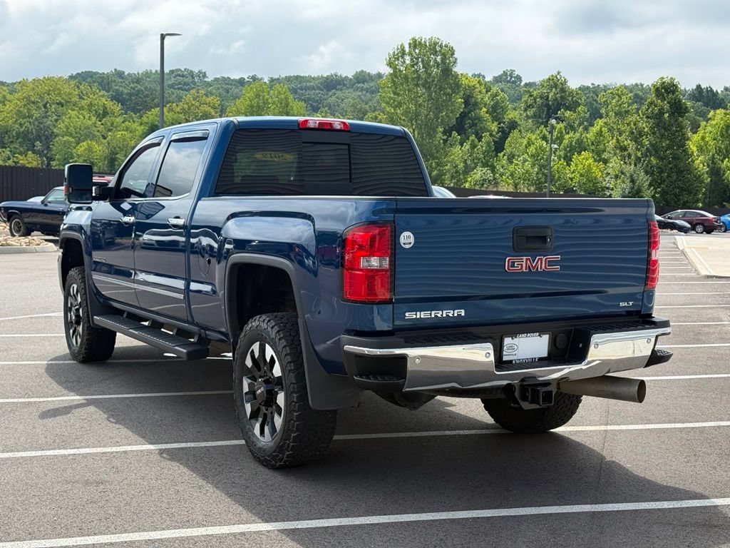 Used 2019 GMC Sierra 2500 SLT w/ Duramax Plus Package AWD/4WD image 10