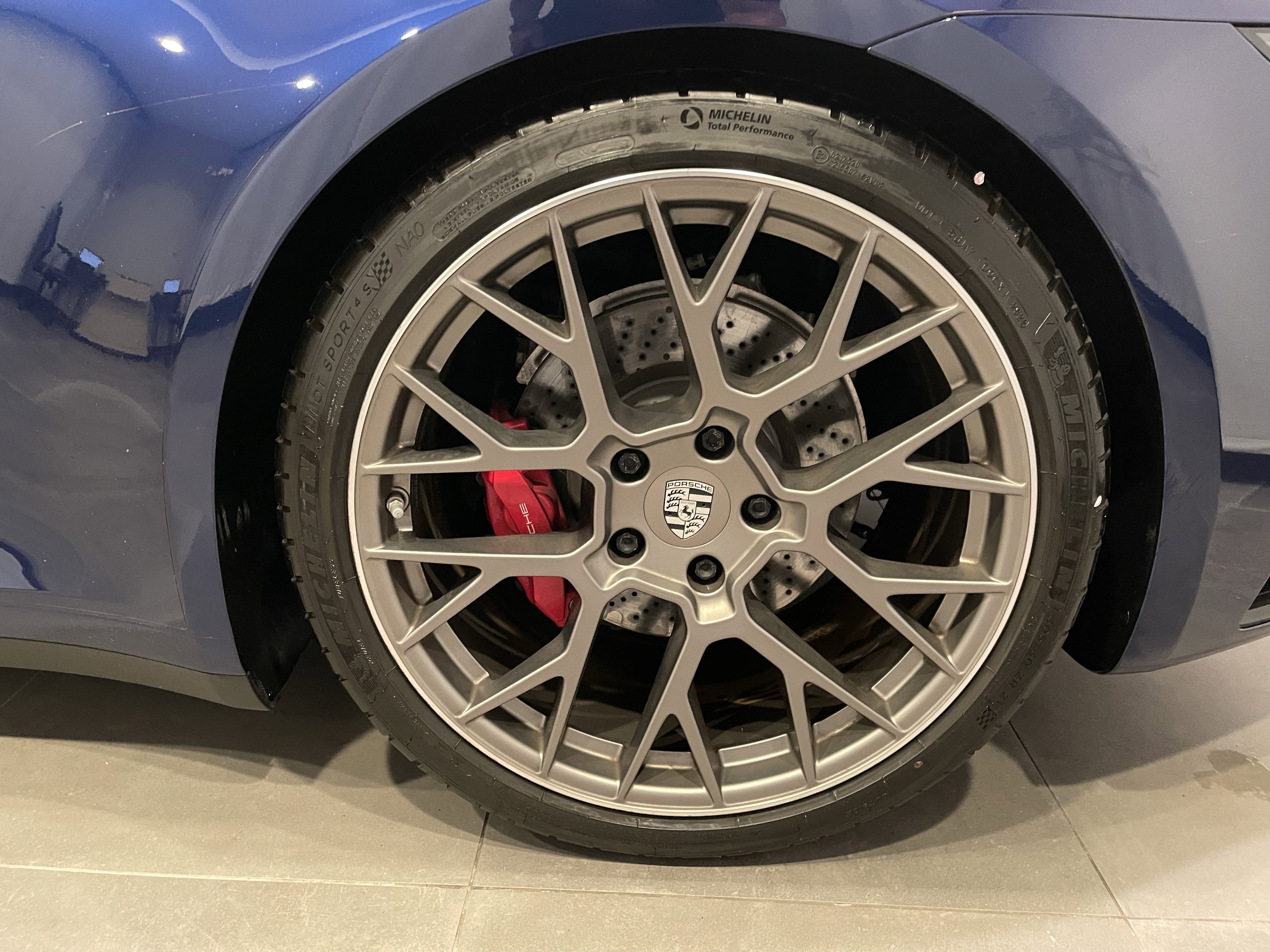 Used 2023 Porsche 911 Carrera 4S image 8