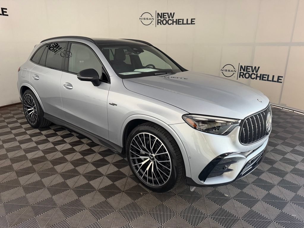 Used 2024 Mercedes-Benz GLC 43 AMG 4MATIC image 4