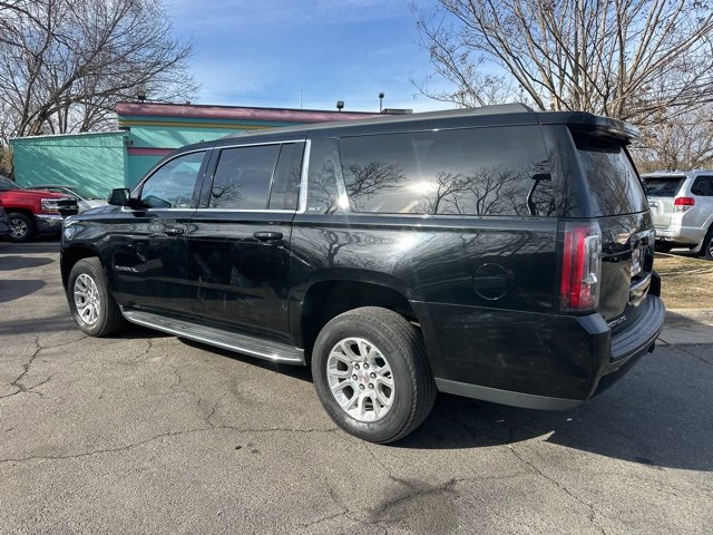 Used 2019 GMC Yukon XL SLT image 4