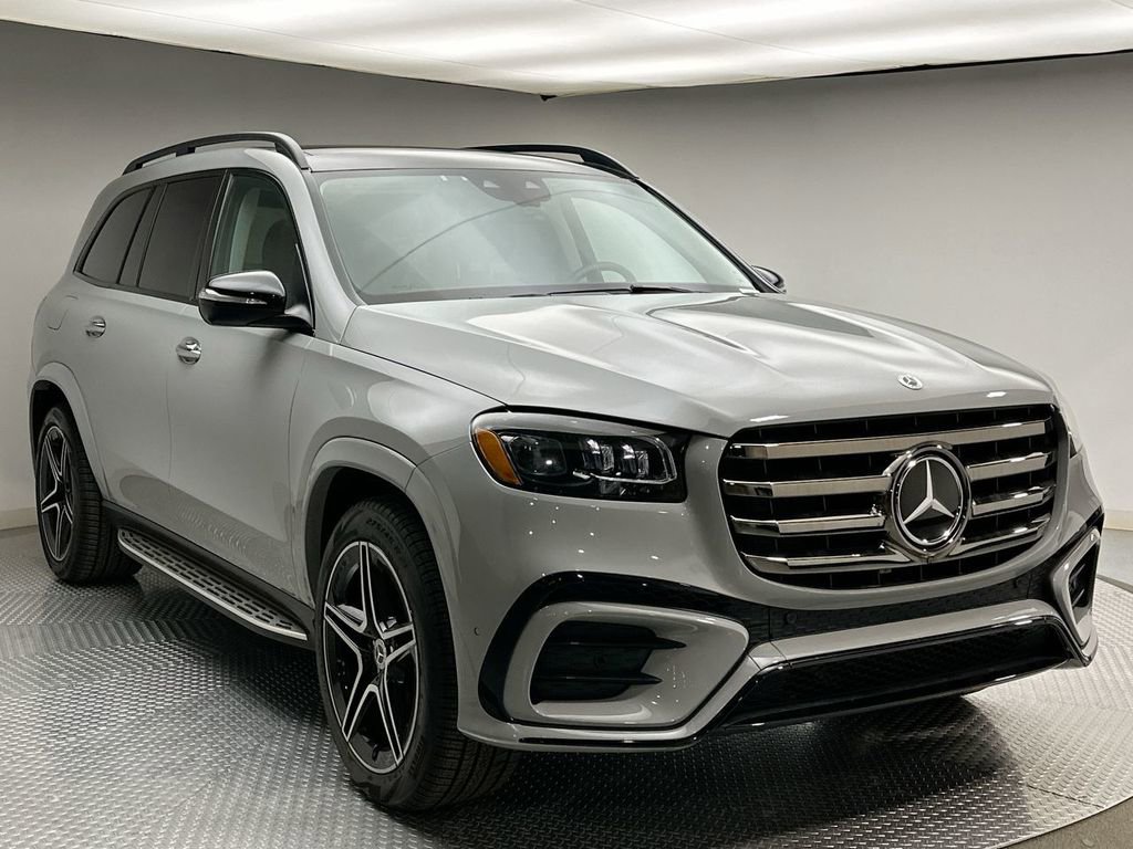 Used 2024 Mercedes-Benz GLS 450 4MATIC image 15