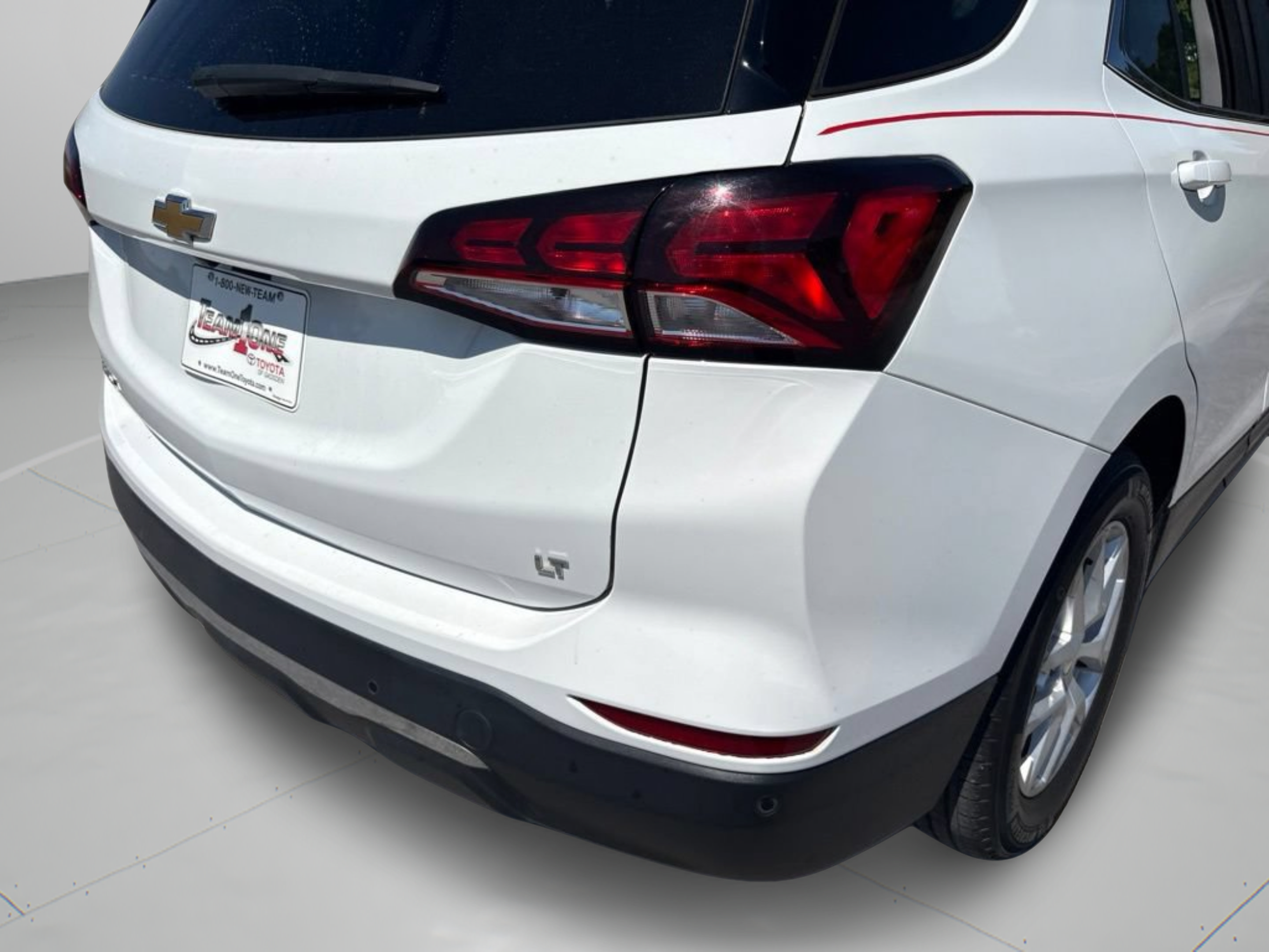 Used 2022 Chevrolet Equinox LT FWD image 30