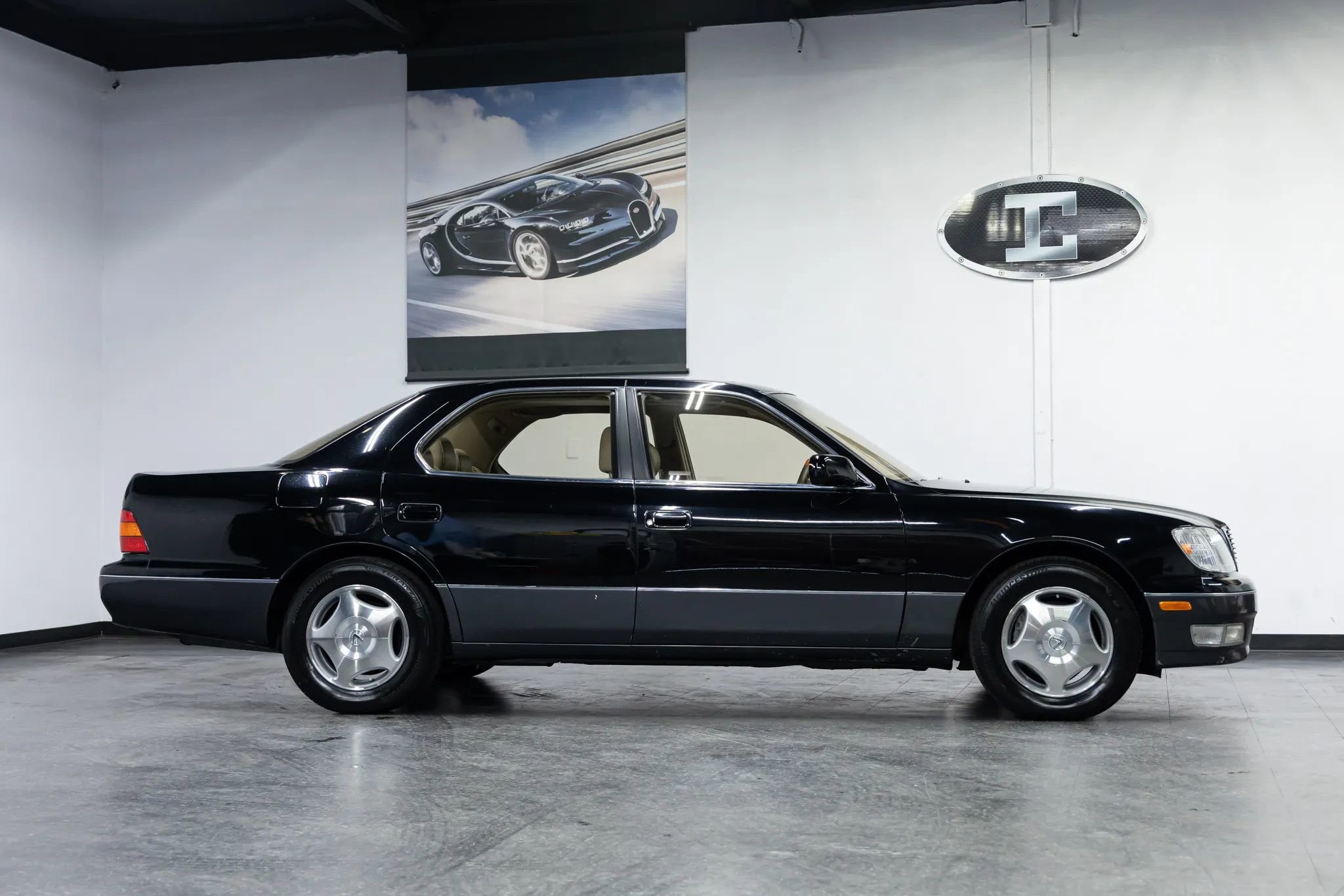 Used 1999 Lexus LS 400 image 8
